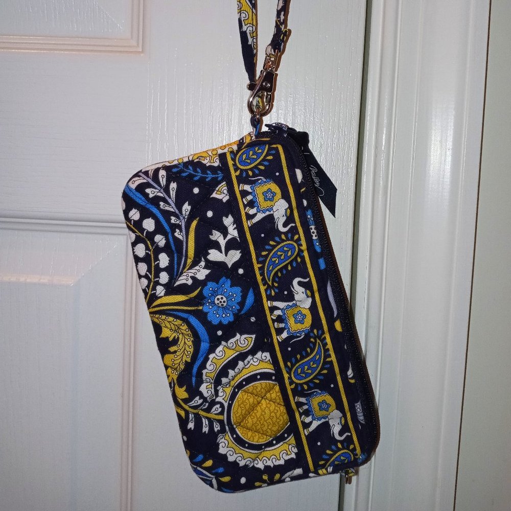 Vera Bradley Wristlet - Vintage - Picture 1 of 8